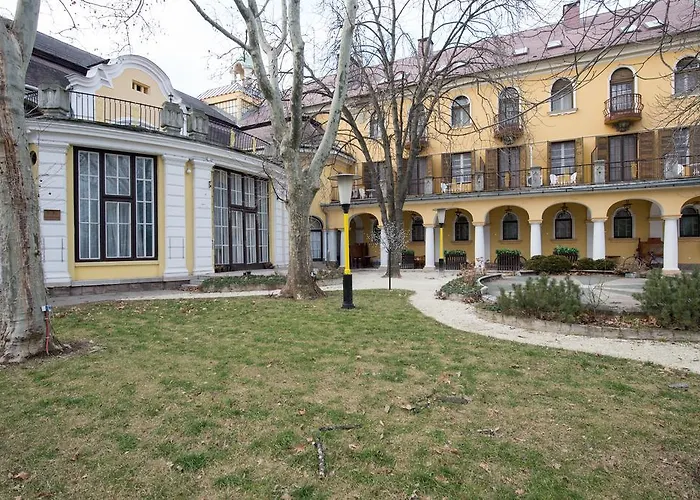 Hotel Tisza Es Thermalfuerdo